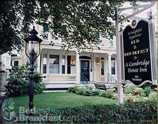 A Cambridge House Inn Екстериор снимка